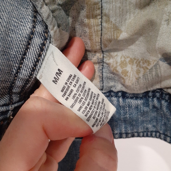 American Eagle Cropped Denim Jacket - Picture 4 of 7